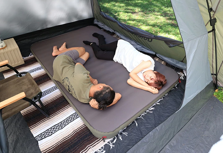 キャンプでの快眠におすすめマット！QUICKCAMPのキャンプマット